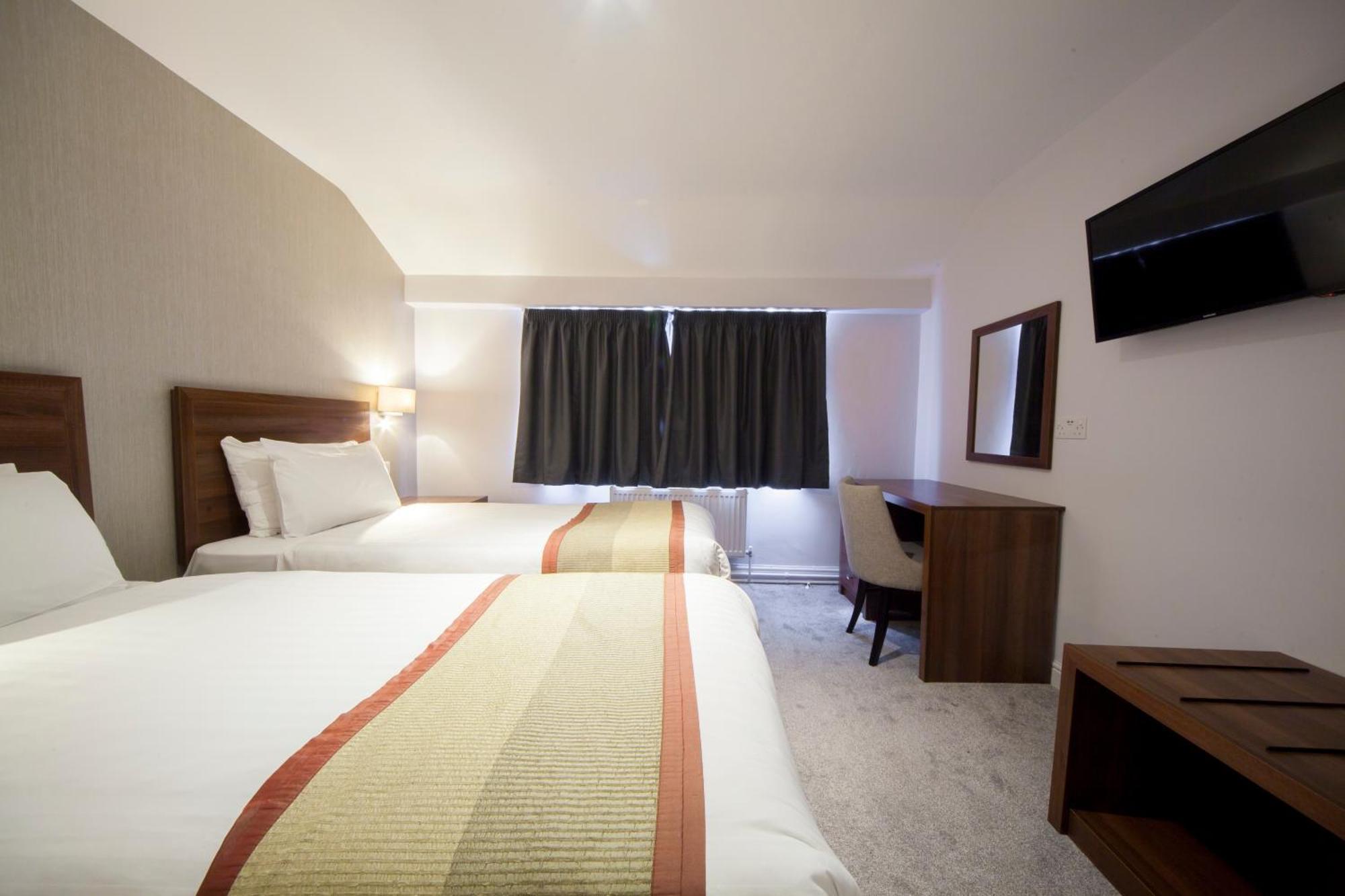 The Holt Hotel Steeple Aston Ngoại thất bức ảnh